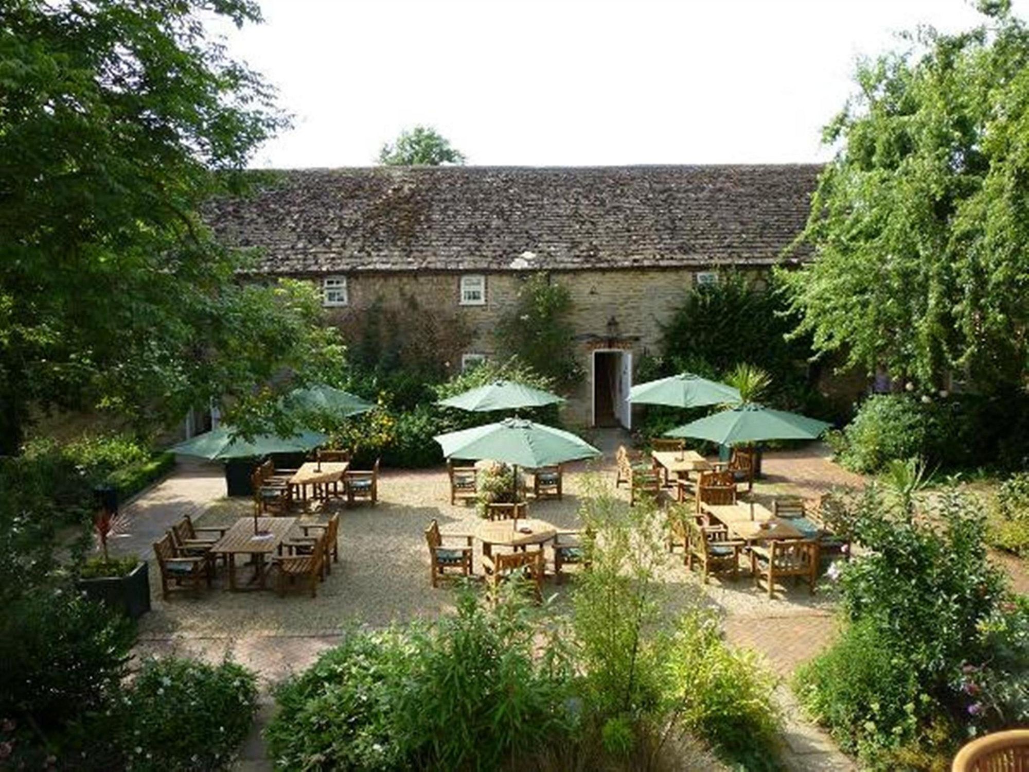 אוקהאם Barnsdale Lodge Hotel And Restaurant מראה חיצוני תמונה